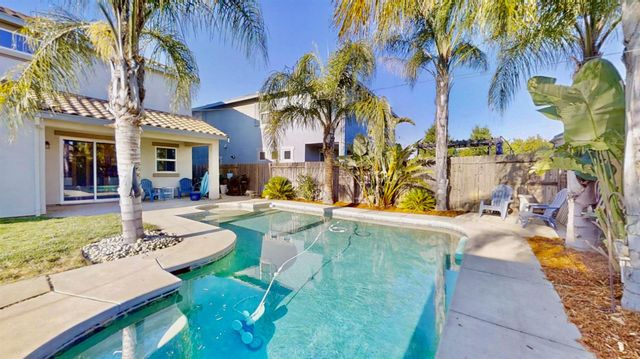 2220 Castle Pines Way, Roseville, CA 95747