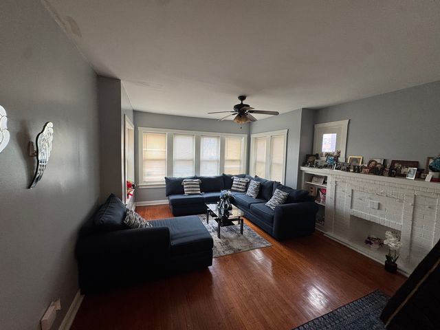 8052 S Langley Avenue, Chicago, IL 60619