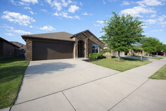 2632 Gains Mill Drive, Fort Worth, TX 76123