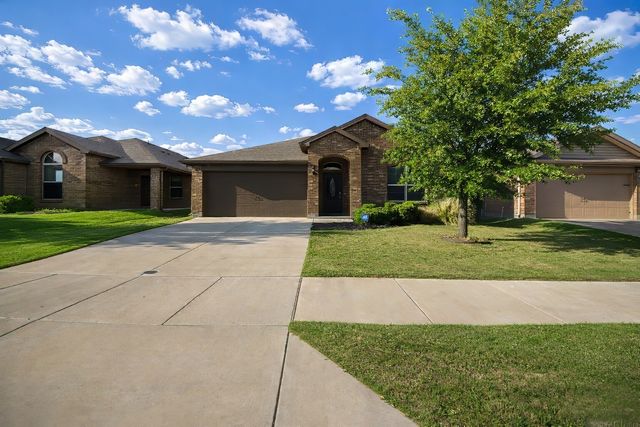 2632 Gains Mill Drive, Fort Worth, TX 76123