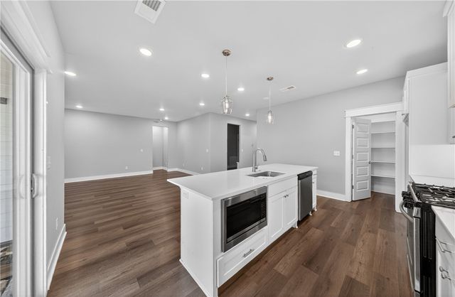 2204 Riggins Avenue, Pea Ridge, AR 72751