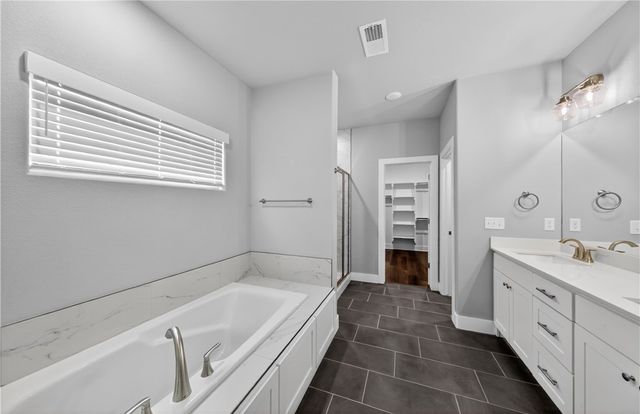2204 Riggins Avenue, Pea Ridge, AR 72751