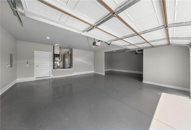 2204 Riggins Avenue, Pea Ridge, AR 72751