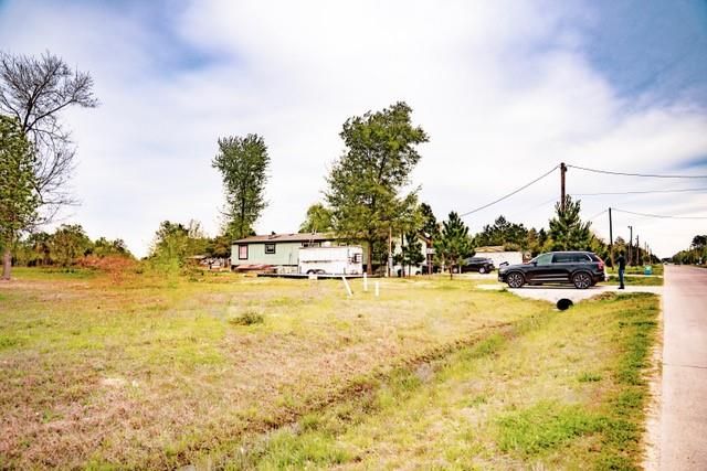 1152 County Road 5011, Cleveland, TX 77327