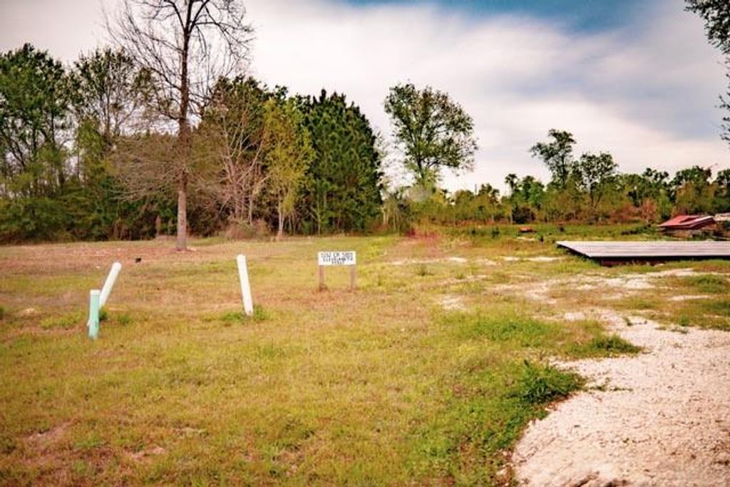 1152 County Road 5011, Cleveland, TX 77327