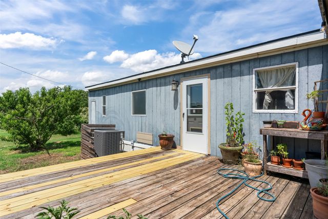7962 Fm 920, Poolville, TX 76487