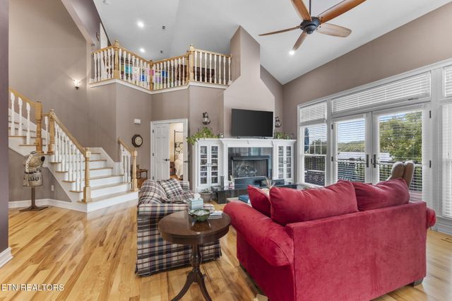 380 Fishers Loop Loop, Sharps Chapel, TN 37866