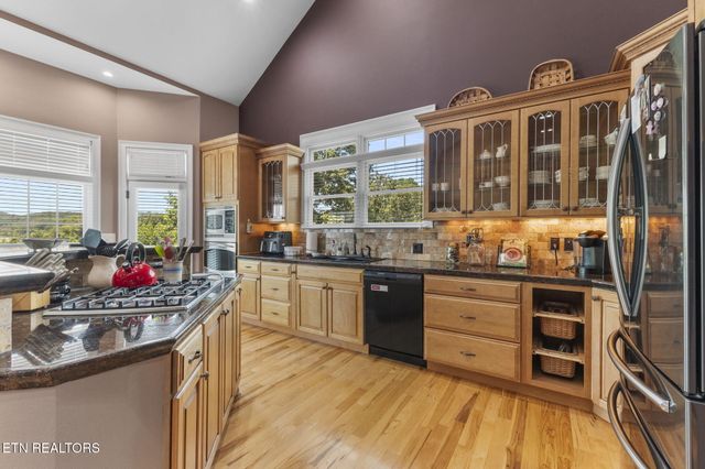 380 Fishers Loop Loop, Sharps Chapel, TN 37866