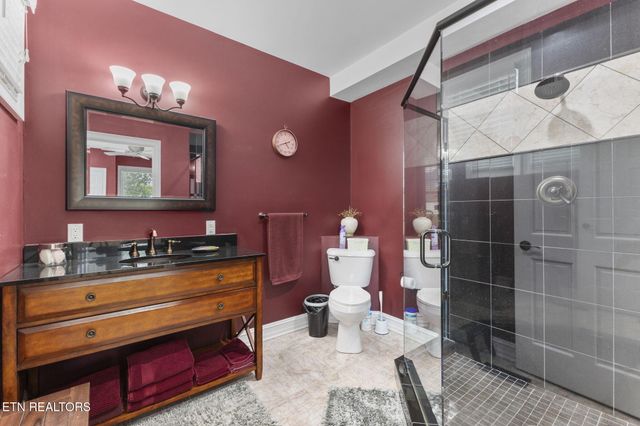 380 Fishers Loop Loop, Sharps Chapel, TN 37866