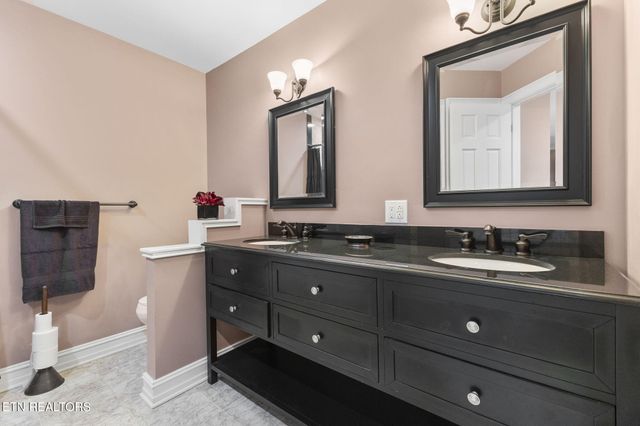 380 Fishers Loop Loop, Sharps Chapel, TN 37866