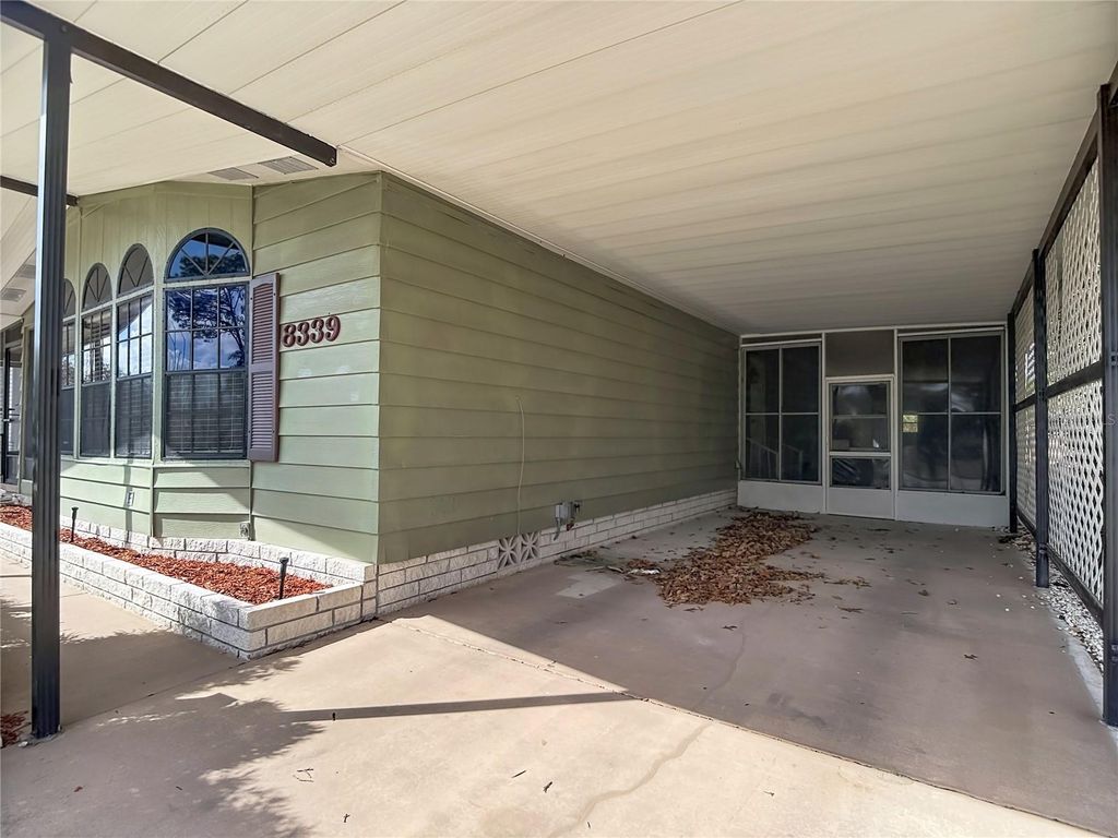 Image 11 of property listing at 8339 WEATHERFORD AVENUE, Brooksville, FL 34613