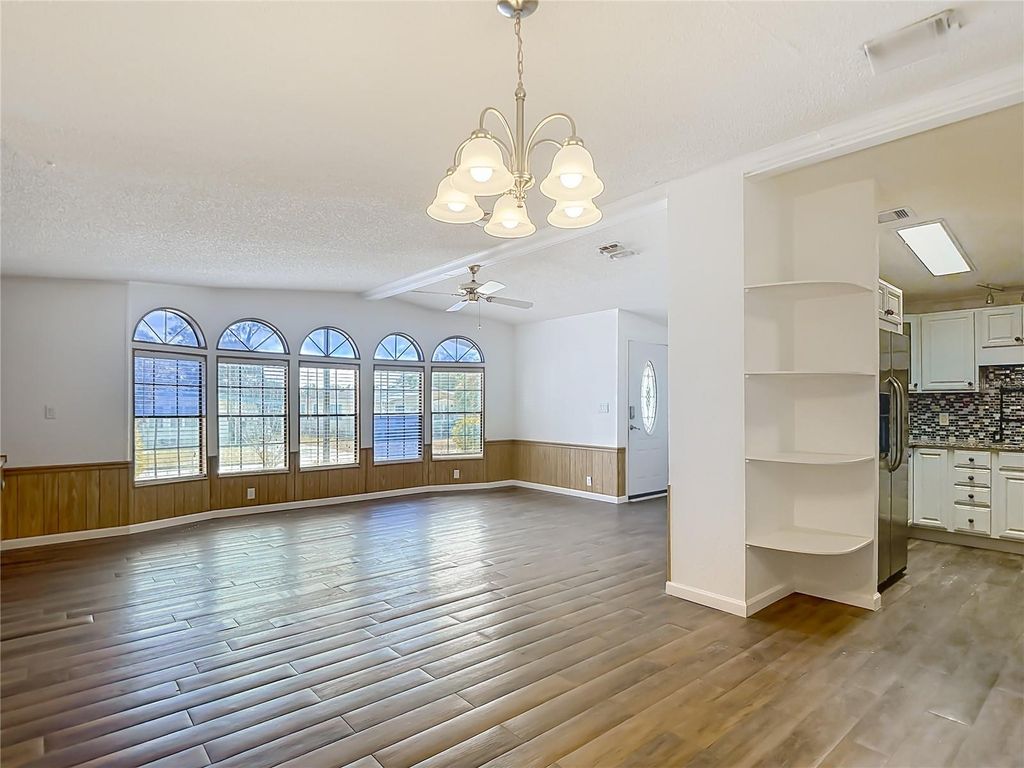 Image 20 of property listing at 8339 WEATHERFORD AVENUE, Brooksville, FL 34613