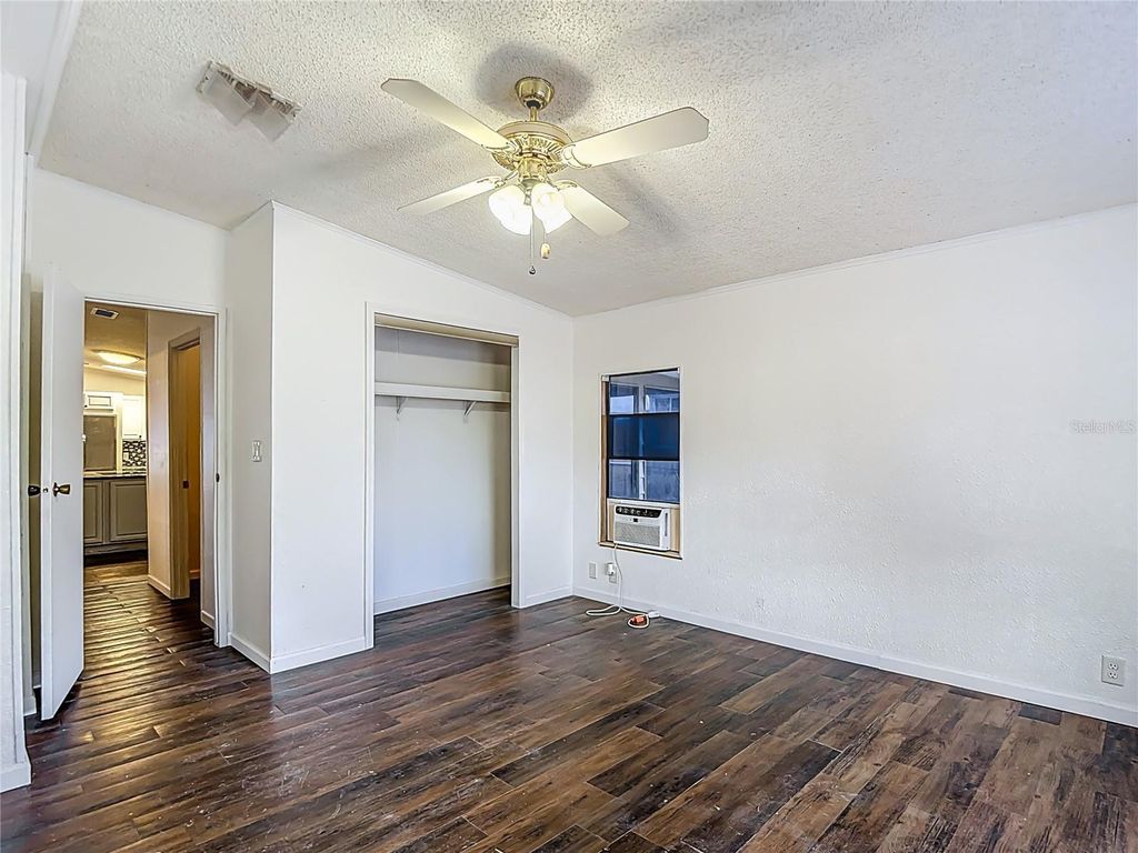 Image 37 of property listing at 8339 WEATHERFORD AVENUE, Brooksville, FL 34613