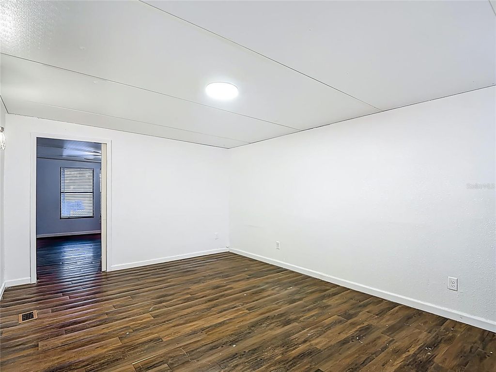 Image 52 of property listing at 8339 WEATHERFORD AVENUE, Brooksville, FL 34613