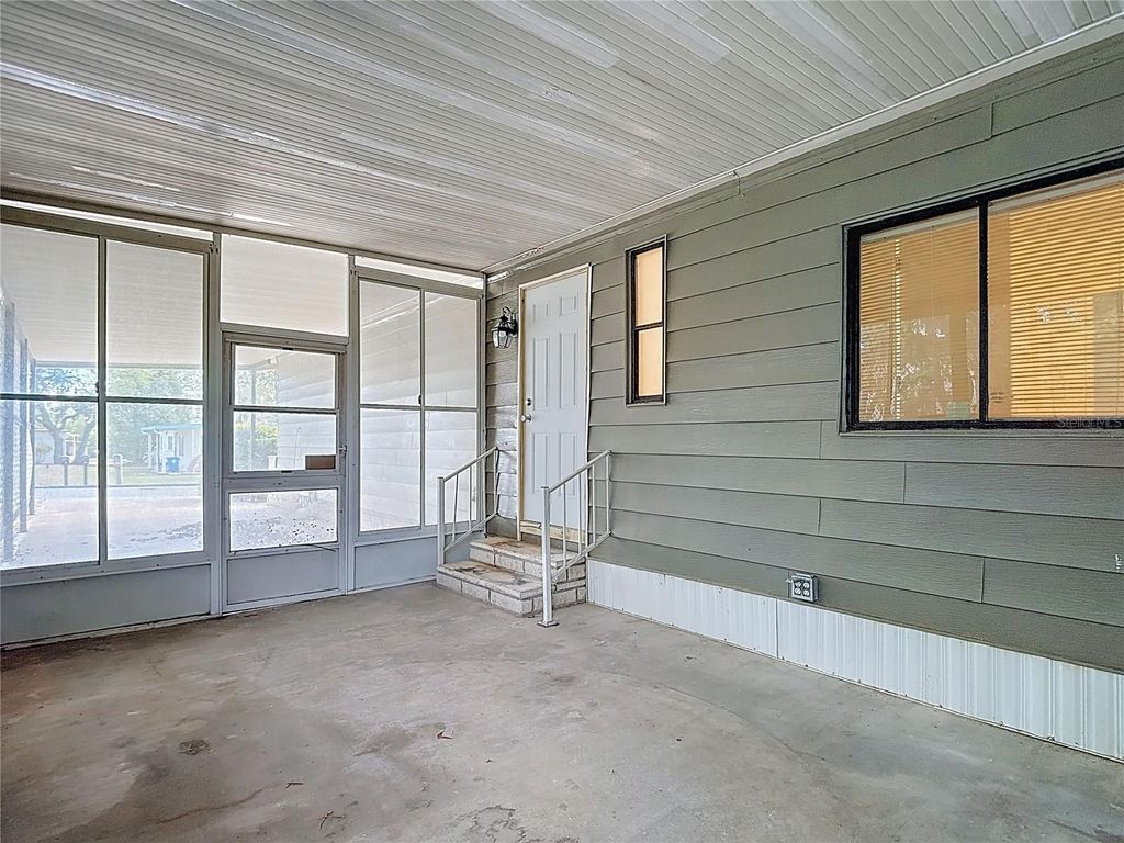 Image 68 of property listing at 8339 WEATHERFORD AVENUE, Brooksville, FL 34613