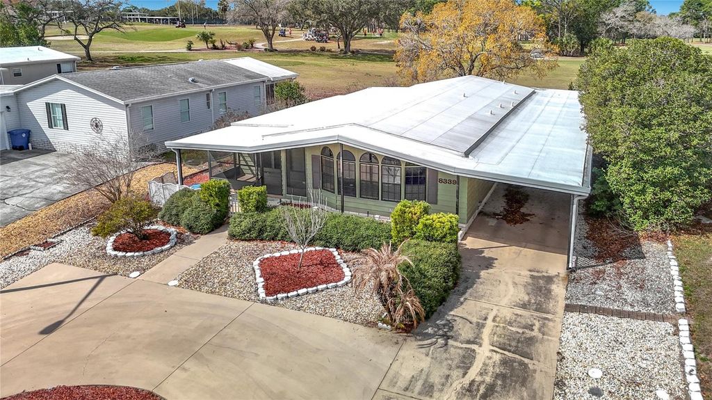 Image 8 of property listing at 8339 WEATHERFORD AVENUE, Brooksville, FL 34613