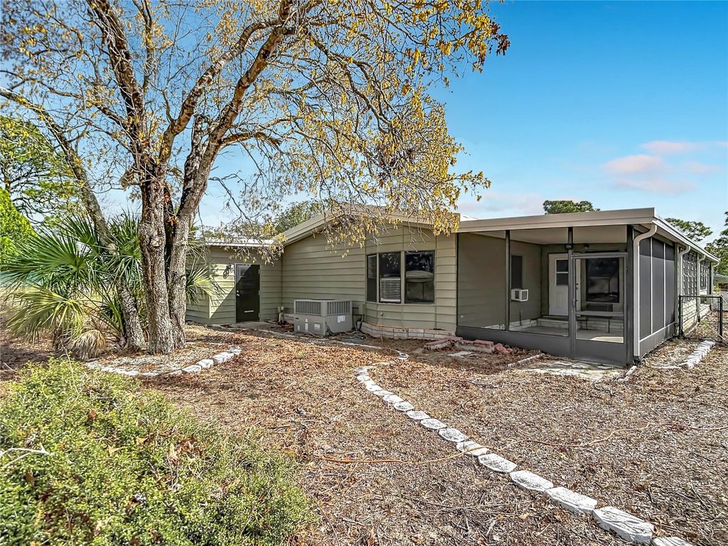 Image 75 of property listing at 8339 WEATHERFORD AVENUE, Brooksville, FL 34613