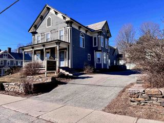 27 Myrtle Street, Claremont, NH 03743