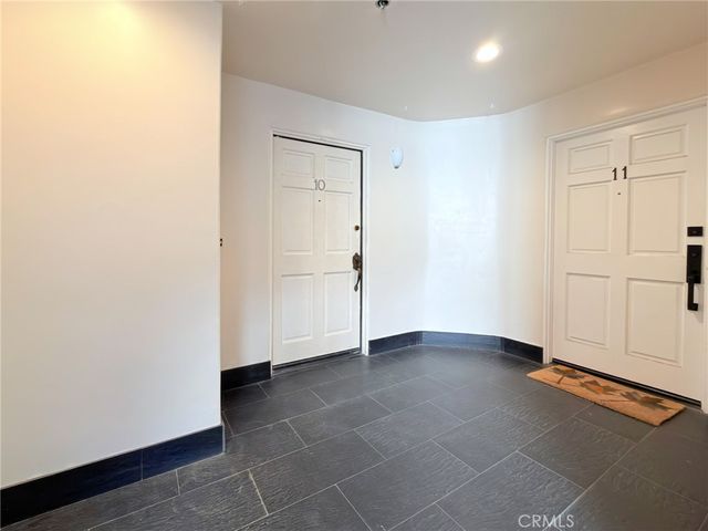 1129 Larrabee Street 10, West Hollywood, CA 90069