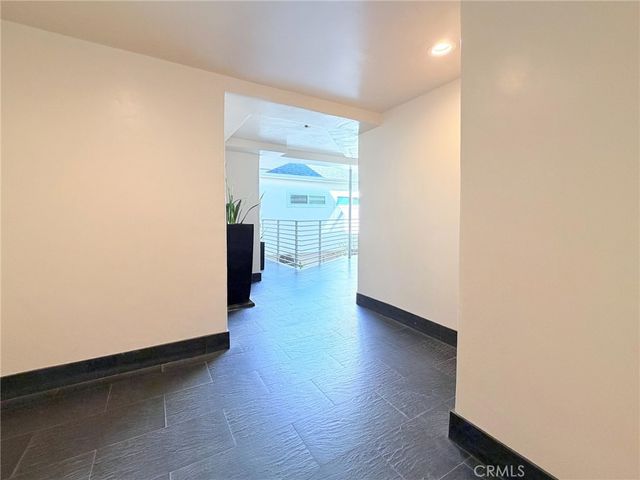 1129 Larrabee Street 10, West Hollywood, CA 90069