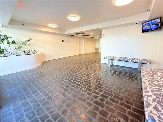 1129 Larrabee Street 10, West Hollywood, CA 90069