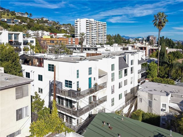 1129 Larrabee Street 10, West Hollywood, CA 90069