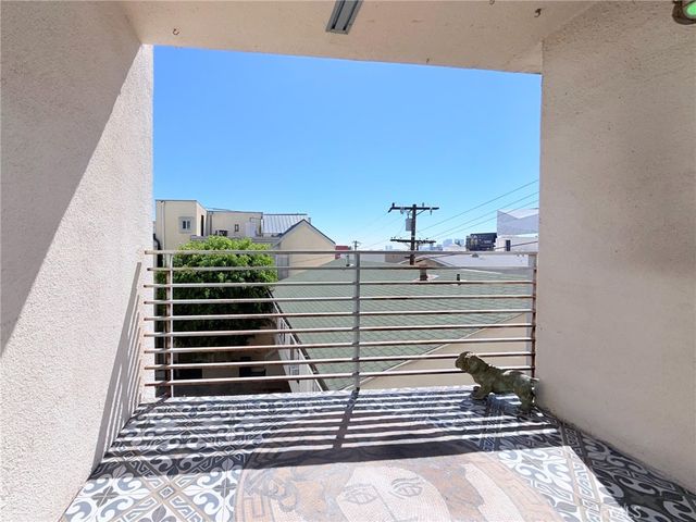 1129 Larrabee Street 10, West Hollywood, CA 90069