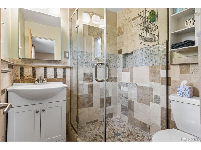 8090 W 19th Ave, Lakewood, CO 80214