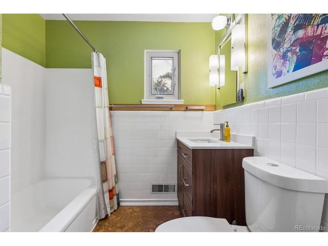 8090 W 19th Ave, Lakewood, CO 80214