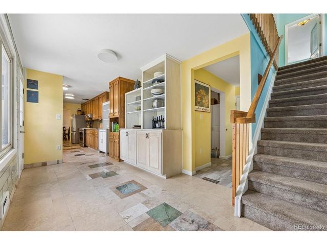 8090 W 19th Ave, Lakewood, CO 80214