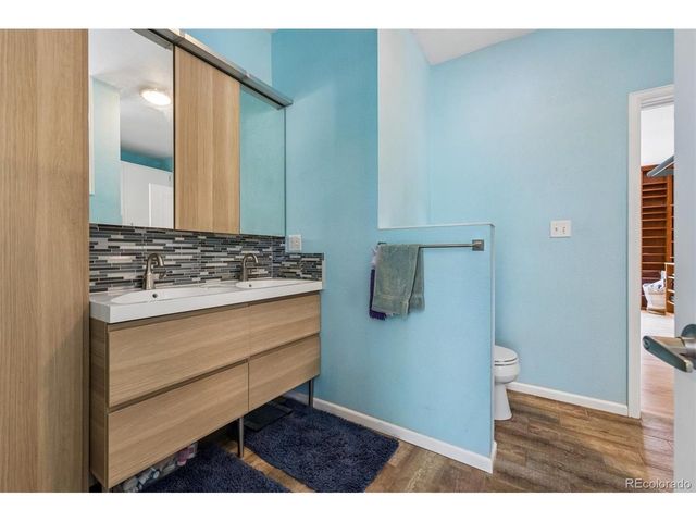8090 W 19th Ave, Lakewood, CO 80214