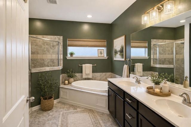 70 JAMES XING, Oakland, TN 38060