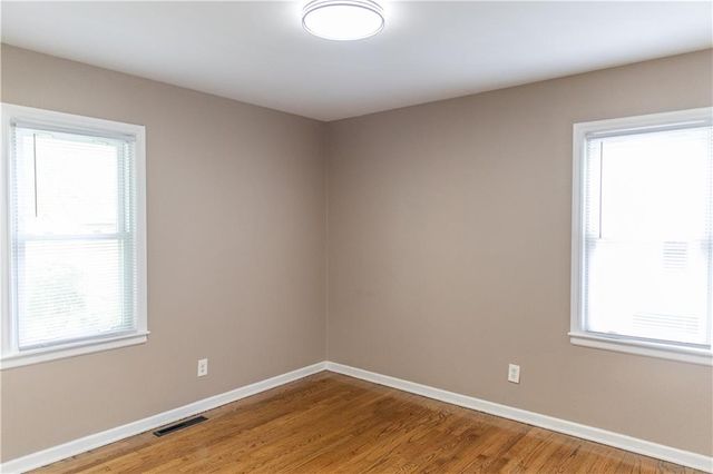 1713 N Dodgion Avenue, Independence, MO 64050