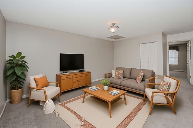 107 Sparrow Ln, Buffalo Twp, PA 16055