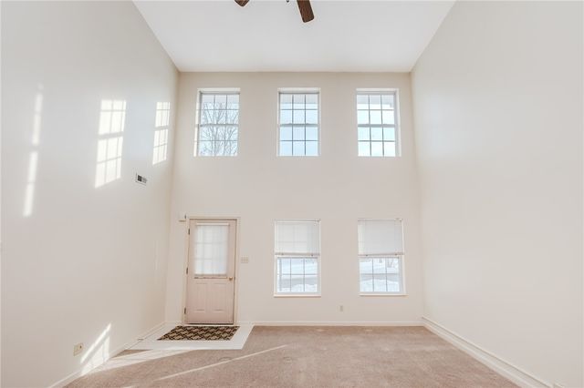 107 Sparrow Ln, Buffalo Twp, PA 16055