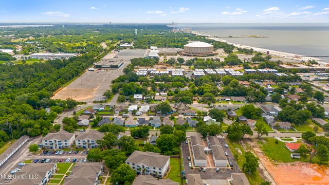174 Briarfield Avenue, Biloxi, MS 39531