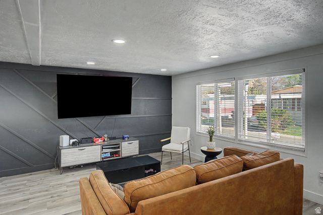 4996 DEL PRADO ST, Murray, UT 84117