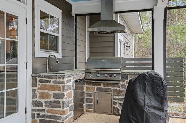 230 Ridgewood Park Drive N, Richmond Hill, GA 31324