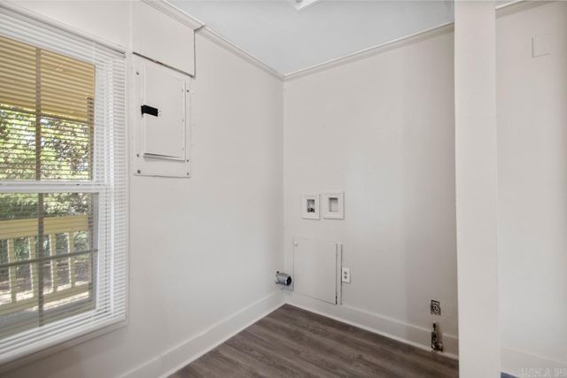 8608 Hicks Rd, Mabelvale, AR 72103