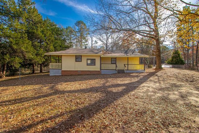 8608 Hicks Rd, Mabelvale, AR 72103