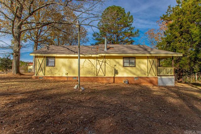 8608 Hicks Rd, Mabelvale, AR 72103