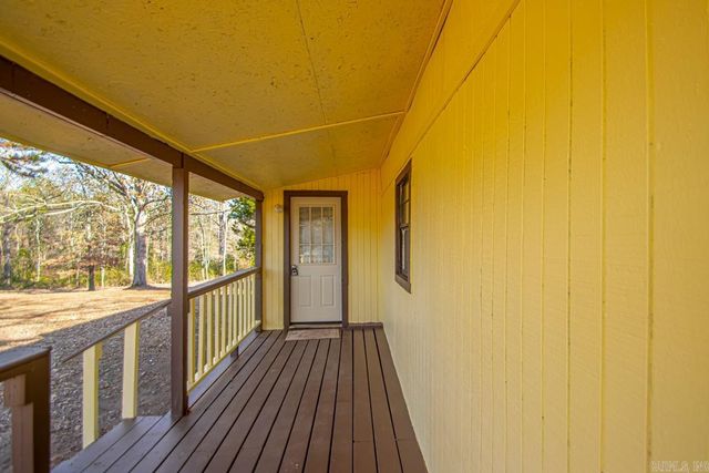 8608 Hicks Rd, Mabelvale, AR 72103