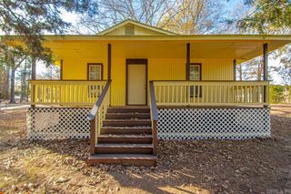 8608 Hicks Rd, Mabelvale, AR 72103