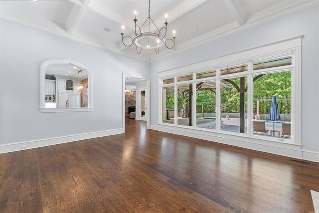 4 Sologne Circle, Little Rock, AR 72223