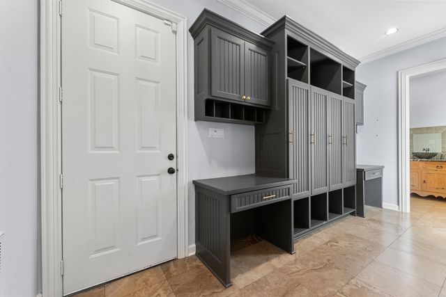 4 Sologne Circle, Little Rock, AR 72223