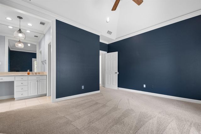 4 Sologne Circle, Little Rock, AR 72223