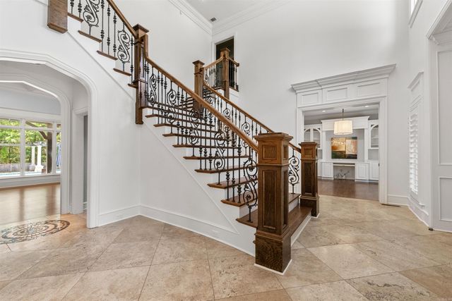 4 Sologne Circle, Little Rock, AR 72223