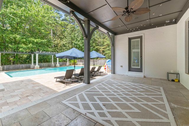 4 Sologne Circle, Little Rock, AR 72223