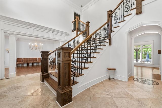 4 Sologne Circle, Little Rock, AR 72223