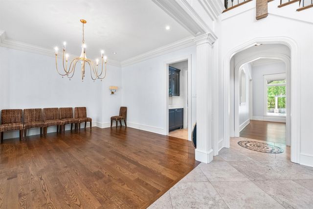 4 Sologne Circle, Little Rock, AR 72223